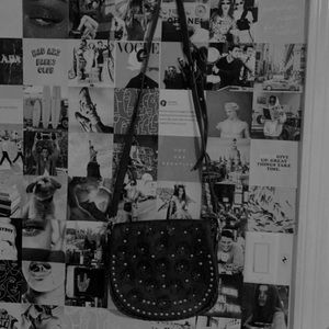 Brown flower crossbody bag